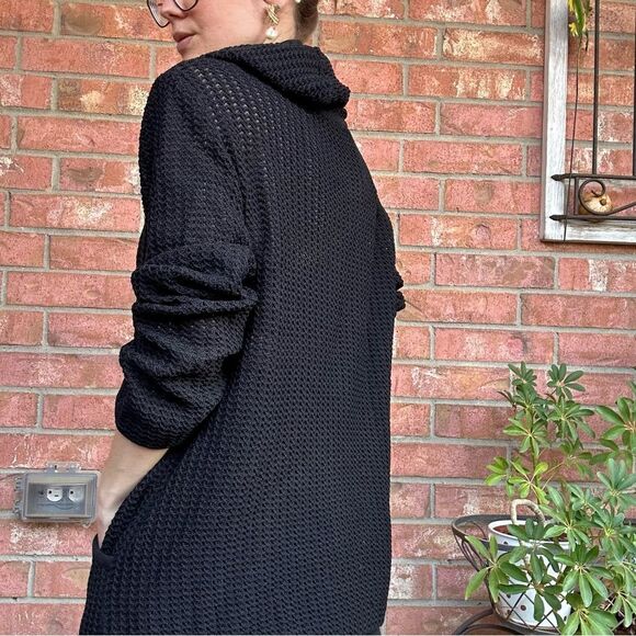 ST. JOHN Sport Black Open Waffle Knit Hooded Pullover M/L Athletic Resort Goth - Picture 7 of 12